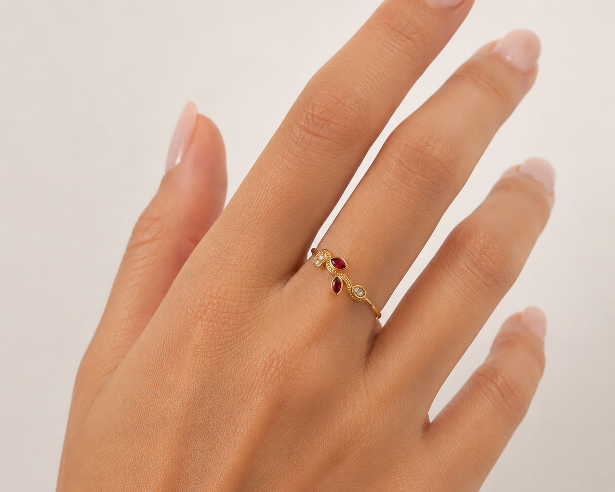Rouge Vine Ring