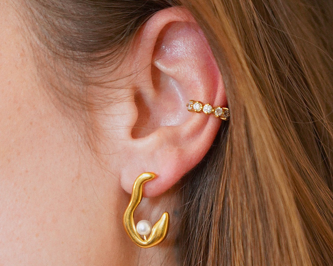 Pearl Glow Hoops