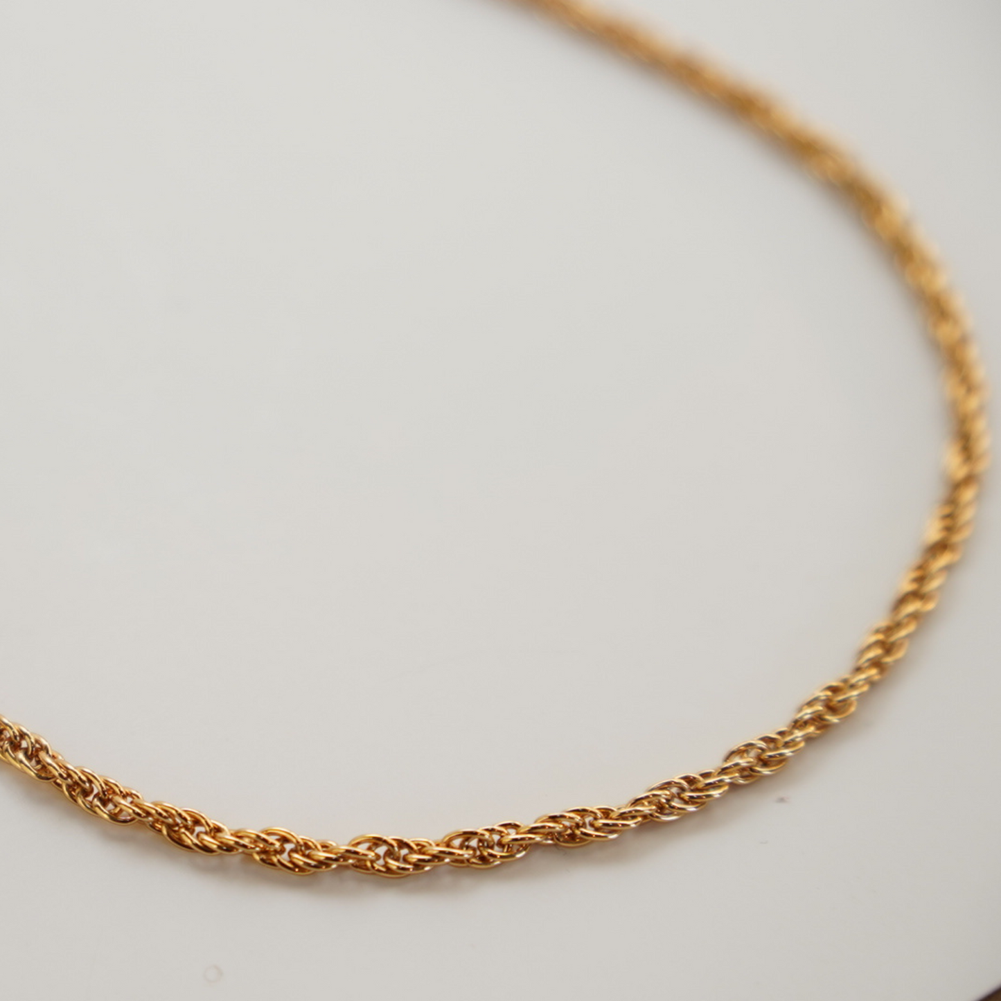 Petit Round Chain Necklace