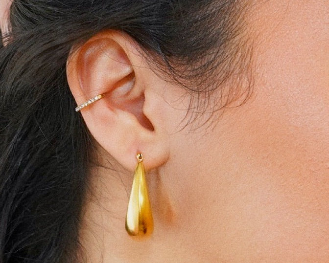 Crystal Curve Ear Cuff