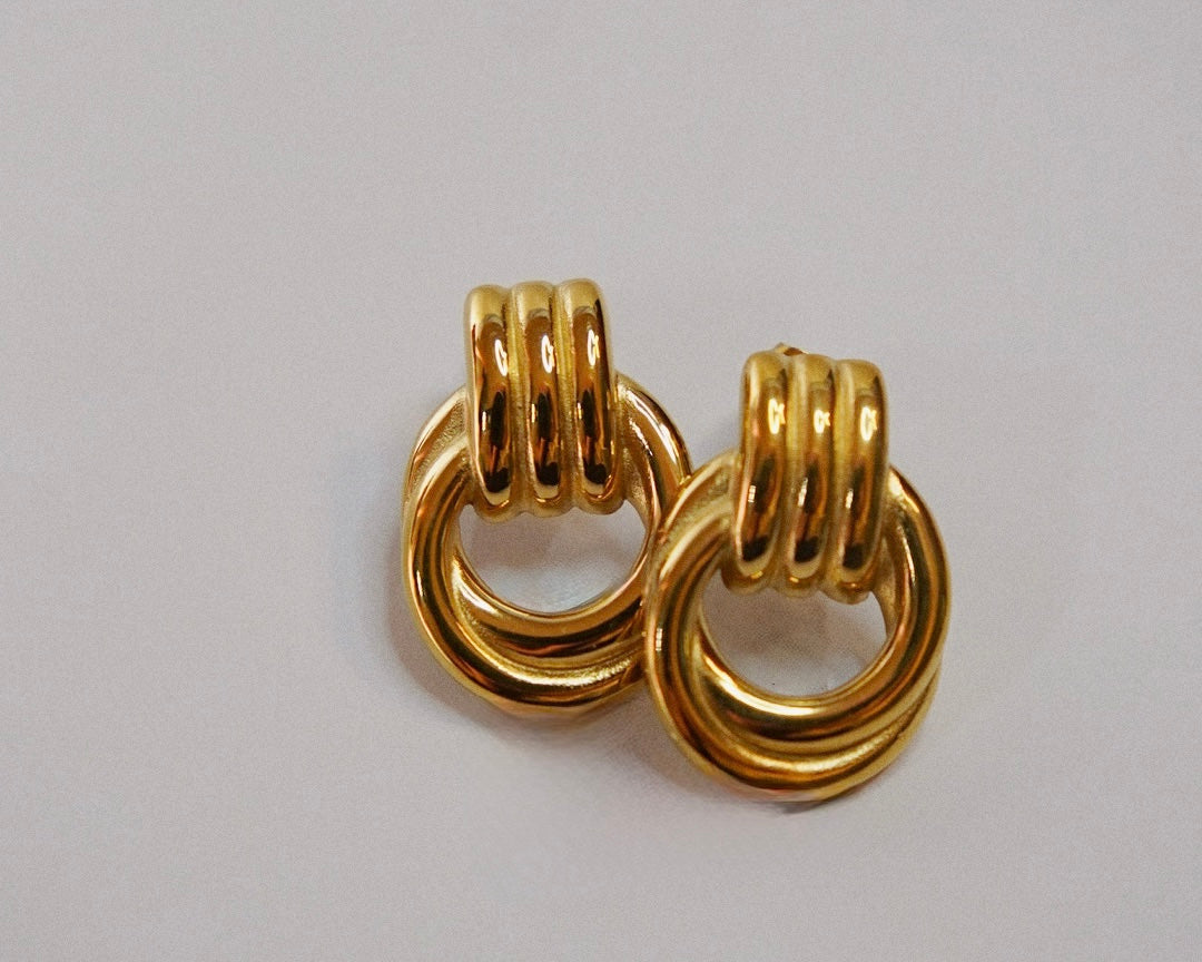 Jolie Gold Earring